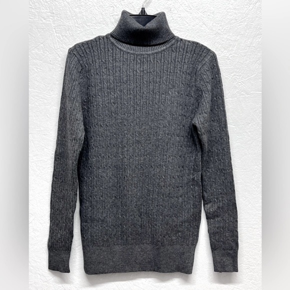 Betusline Other - MEN'S Turtleneck Cable Knit Sweater
(Unisex) Size XS